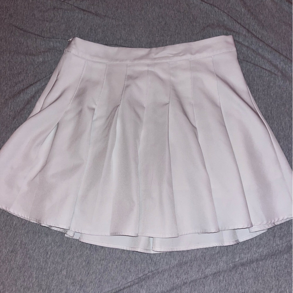 pleated mini skirt